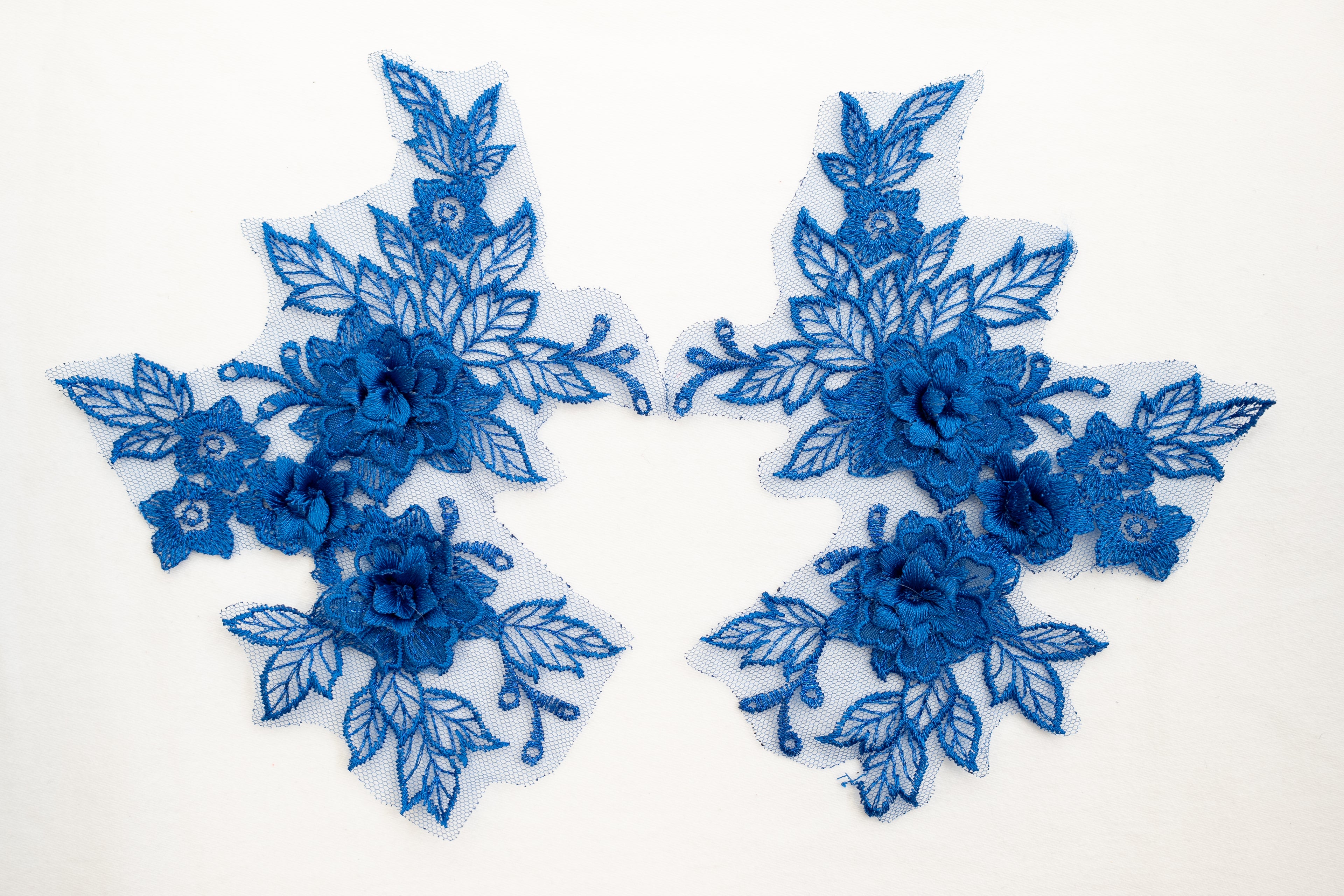 Mia 3D Floral Lace Embroidery Applique CM19x14 Sapphire Pair