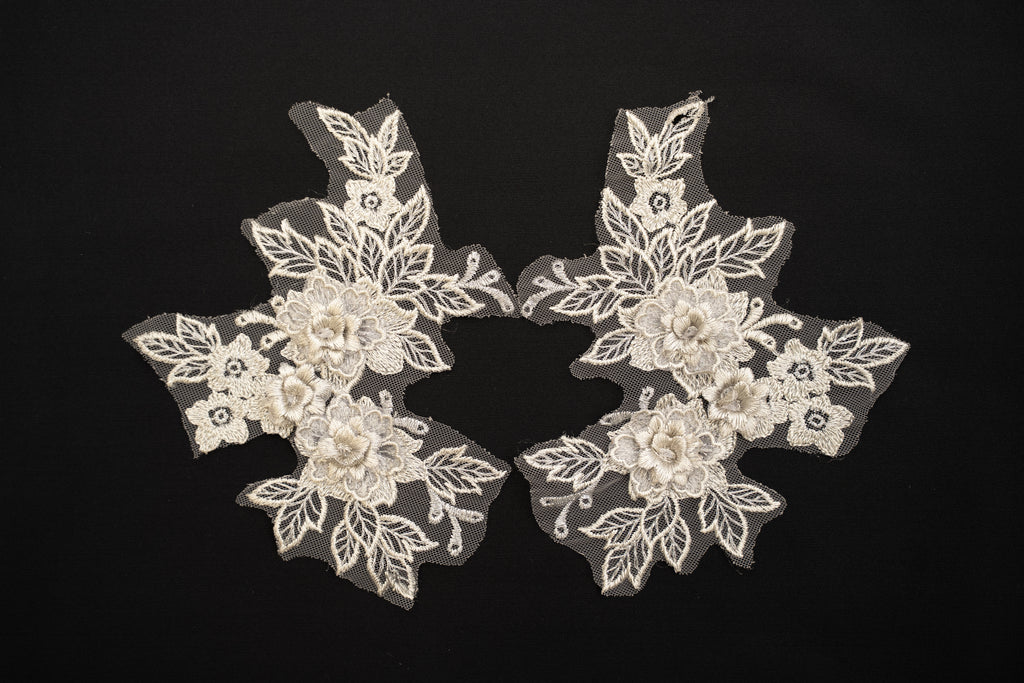 Mia 3D Floral Lace Embroidery Applique CM19x14 Silver Pair