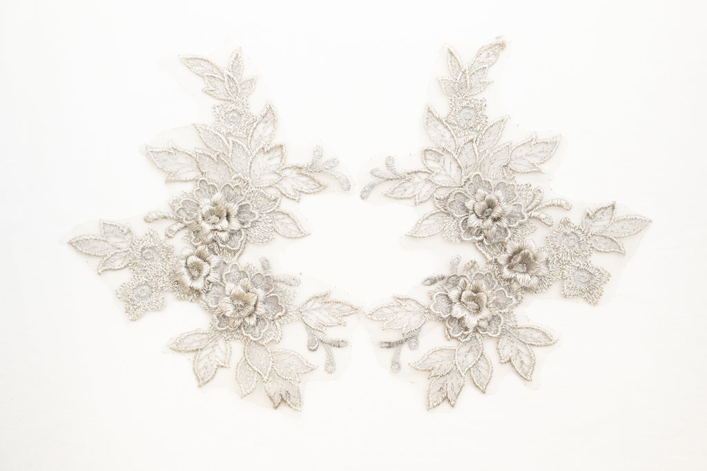 Mia 3D Floral Lace Embroidery Applique CM19x14 Silver Pair