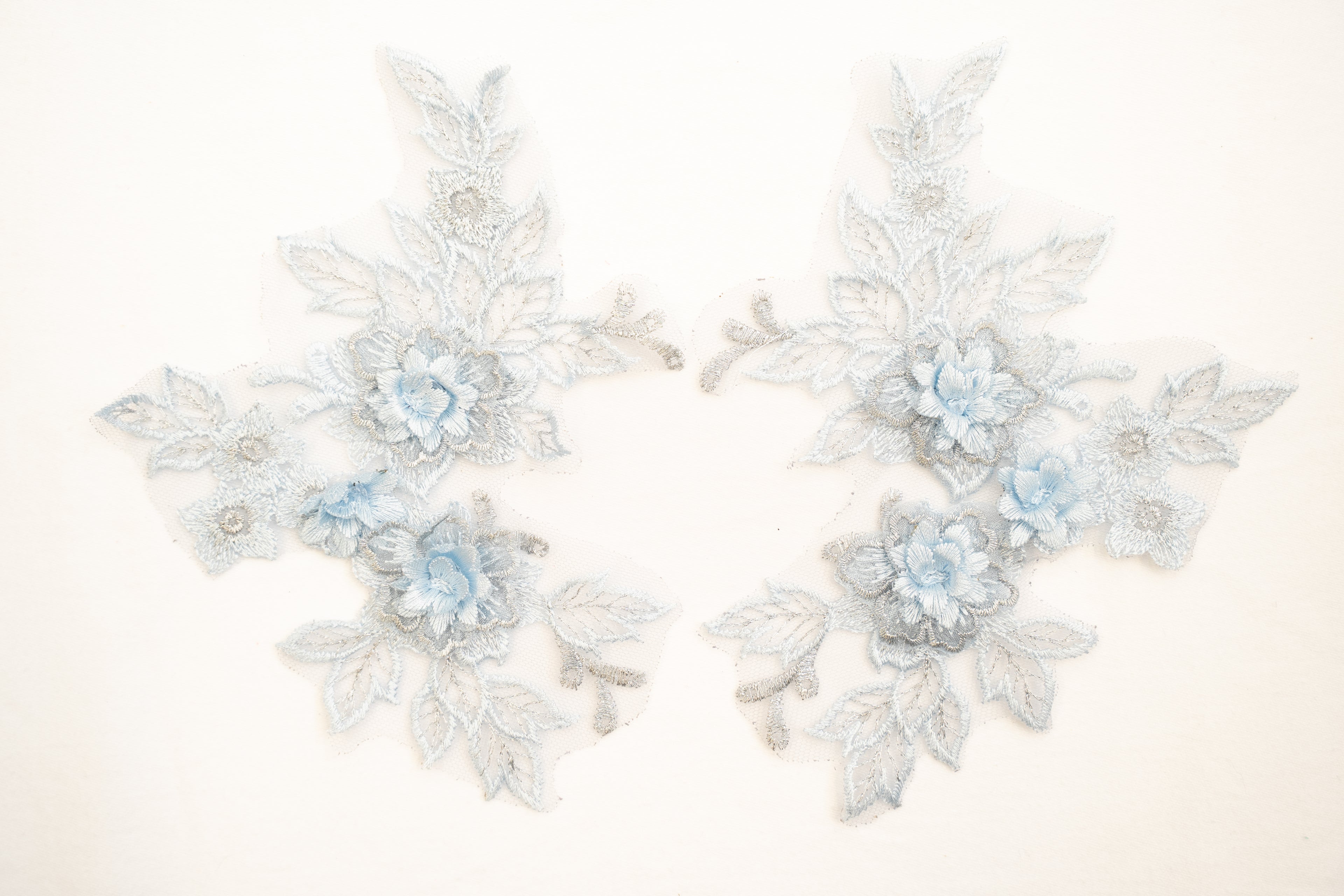 Mia 3D Floral Lace Embroidery Applique CM19x14 Silvery Blue Pair