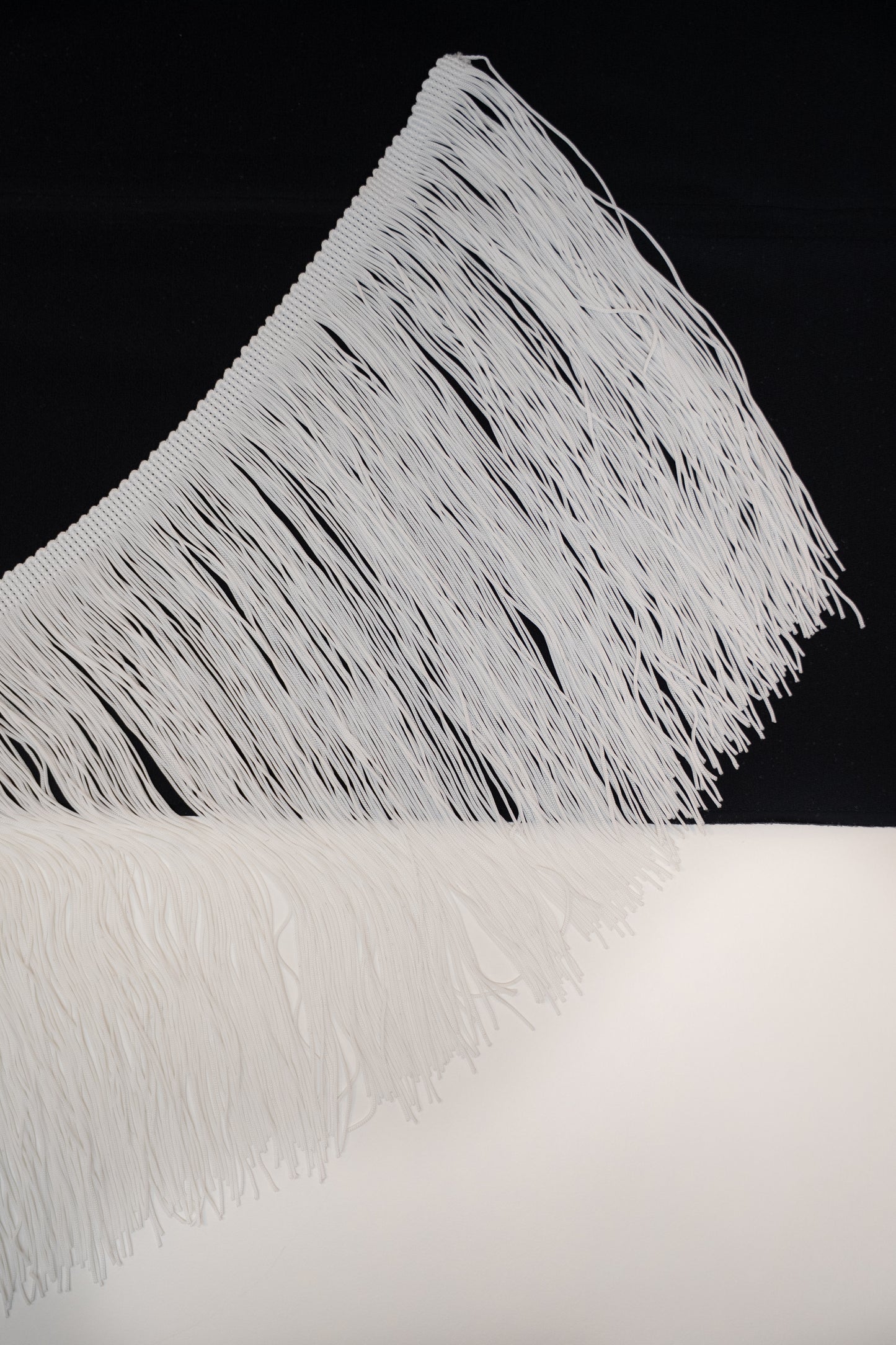 Fringe Ariel 20CM White Nylon Double Thread $/foot